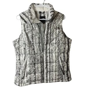The North Face Women's Puffer  Vest Lulea Tree Bark, Size Medium